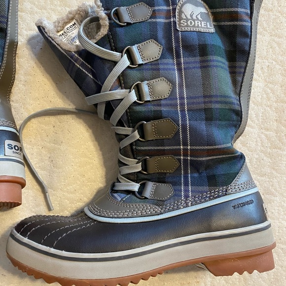 New without tags Sorel Boots - Picture 2 of 5